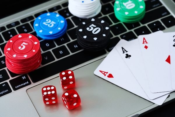 f8bet beta2